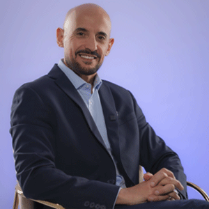 Dr. Ayman Alnaas